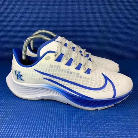 NIKE ZOOM PEGASUS 37 KENTUCKY WILDCATS Men`s Size 7 White Blue Shoes C75382-100